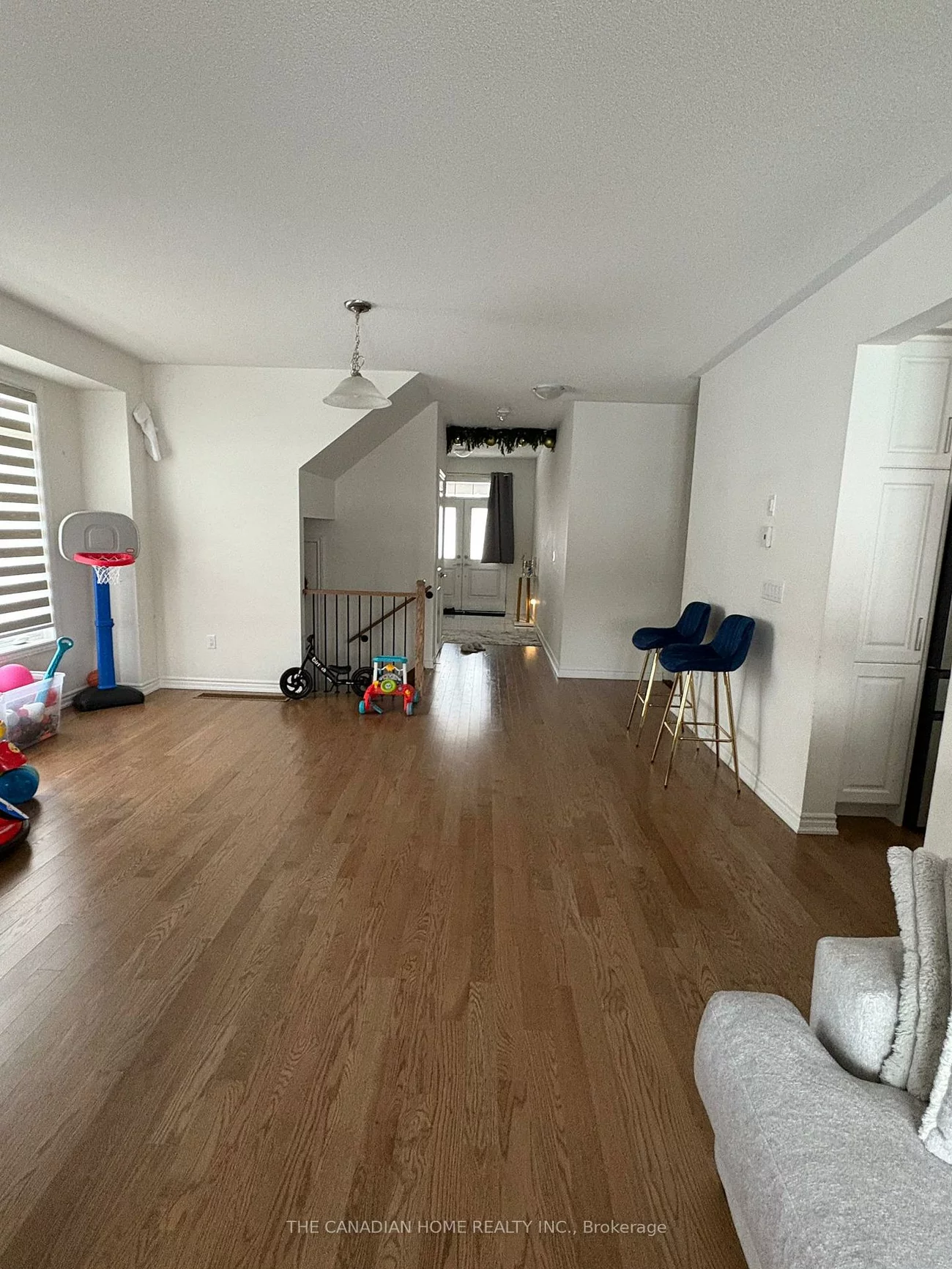 16, Shepherd, Painswick South, Barrie