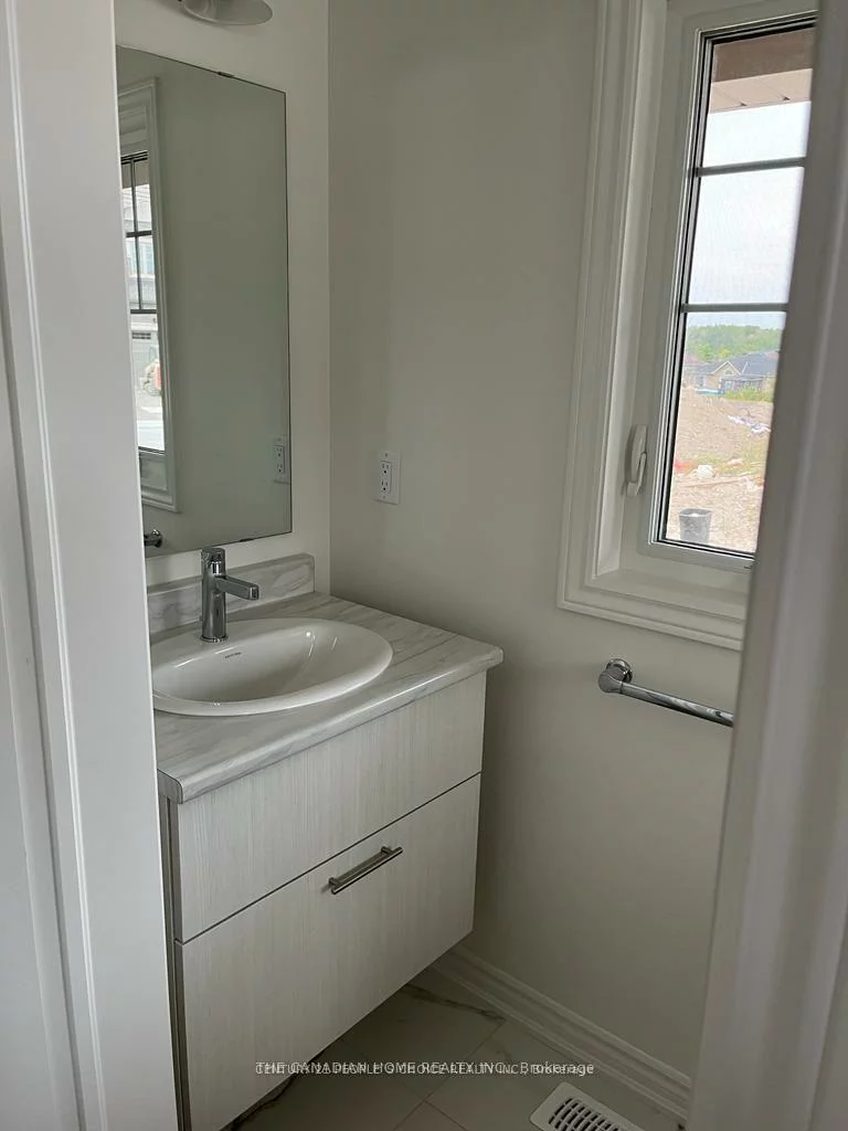 16, Shepherd, Painswick South, Barrie