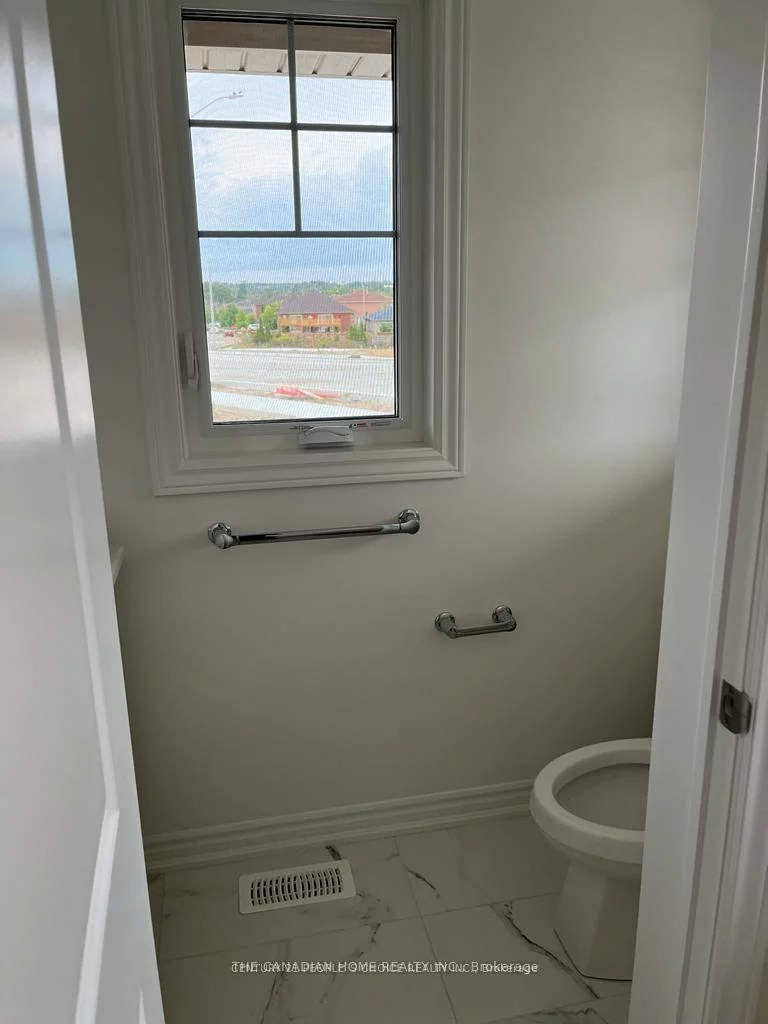 16, Shepherd, Painswick South, Barrie