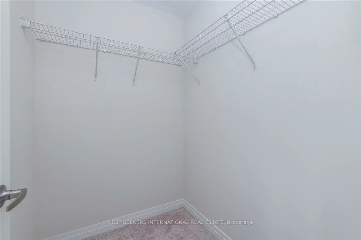 120, Turnberry, Painswick South, Barrie