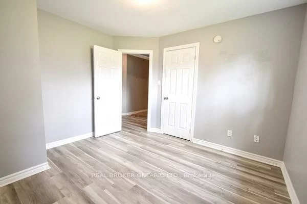 65, Ottaway, Wellington, Barrie