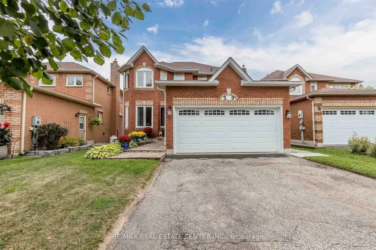 39, Mcmillan, Painswick North, Barrie