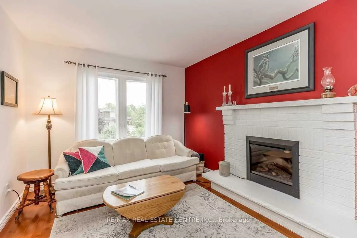 39, Mcmillan, Painswick North, Barrie