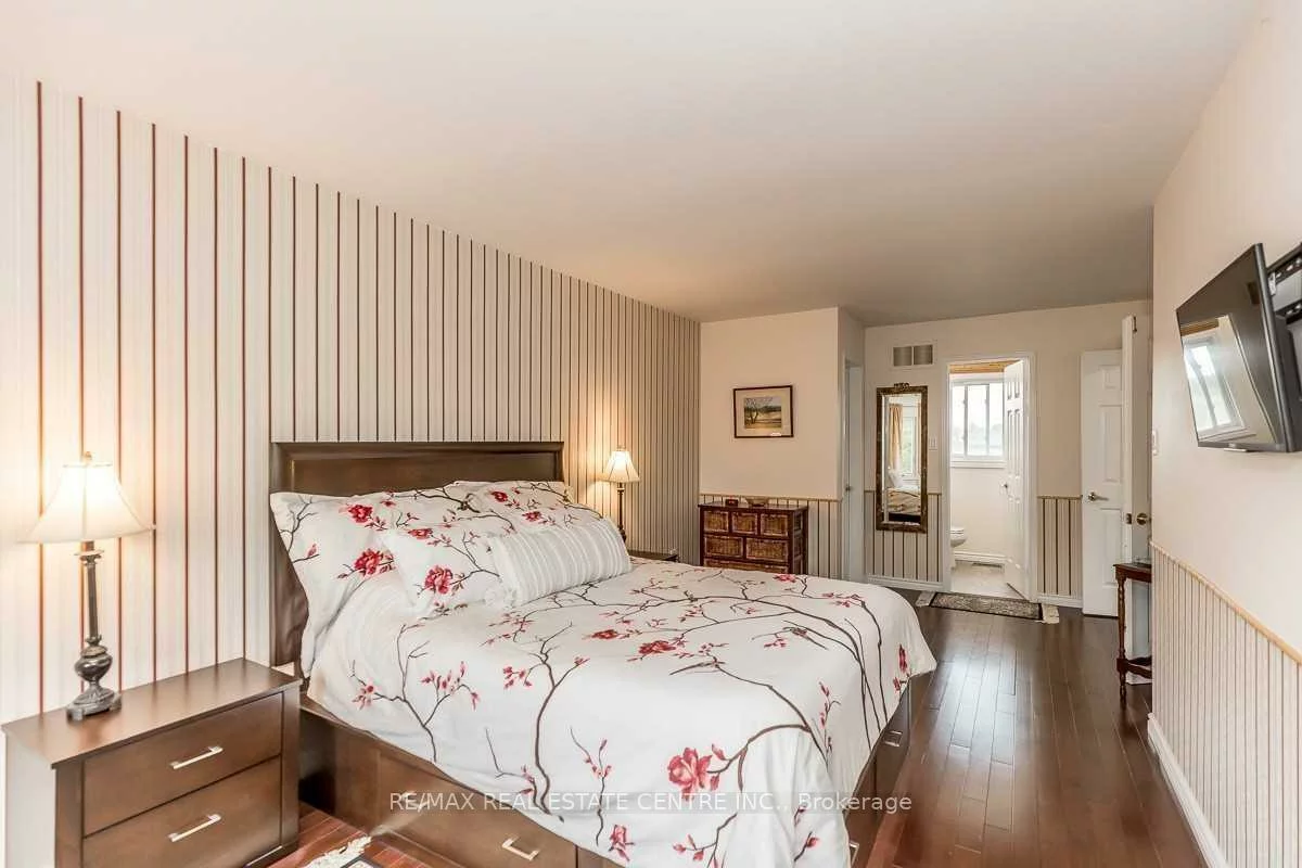 39, Mcmillan, Painswick North, Barrie