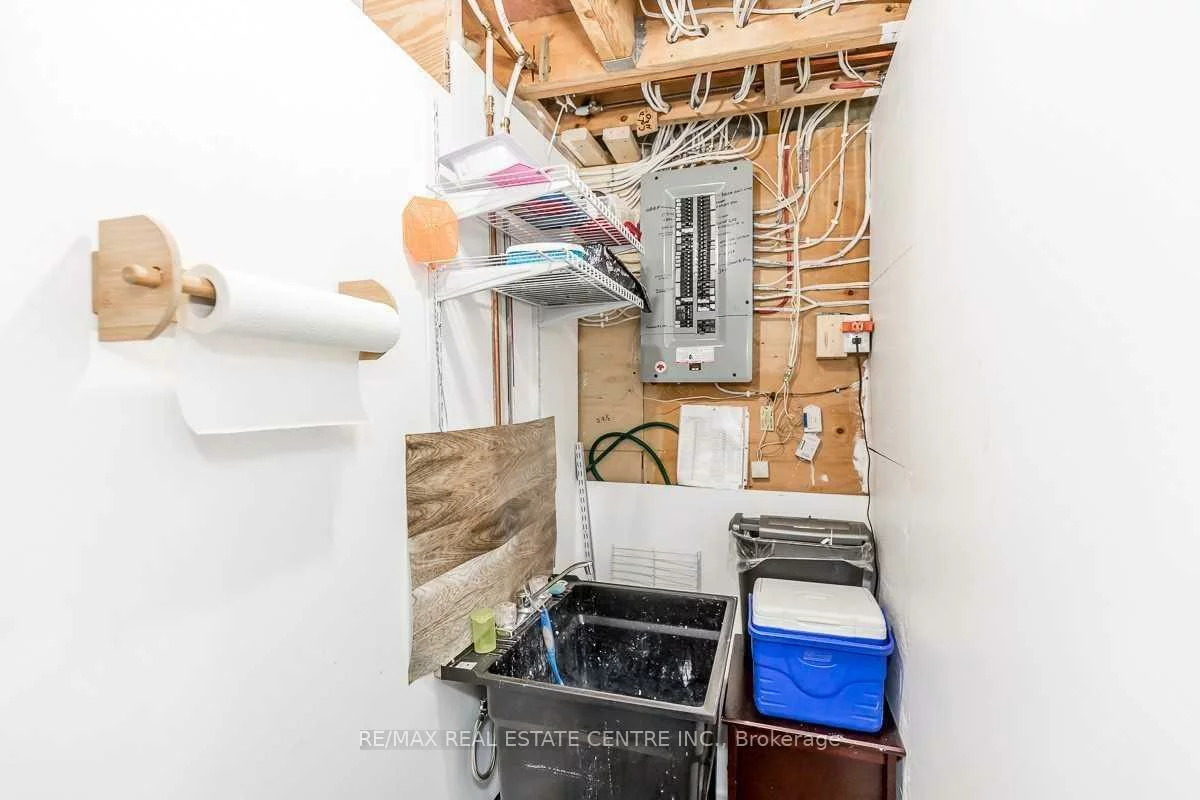 39, Mcmillan, Painswick North, Barrie