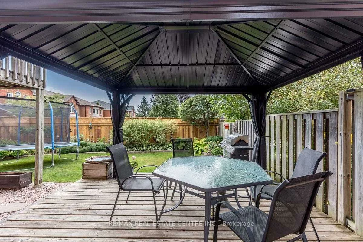 39, Mcmillan, Painswick North, Barrie