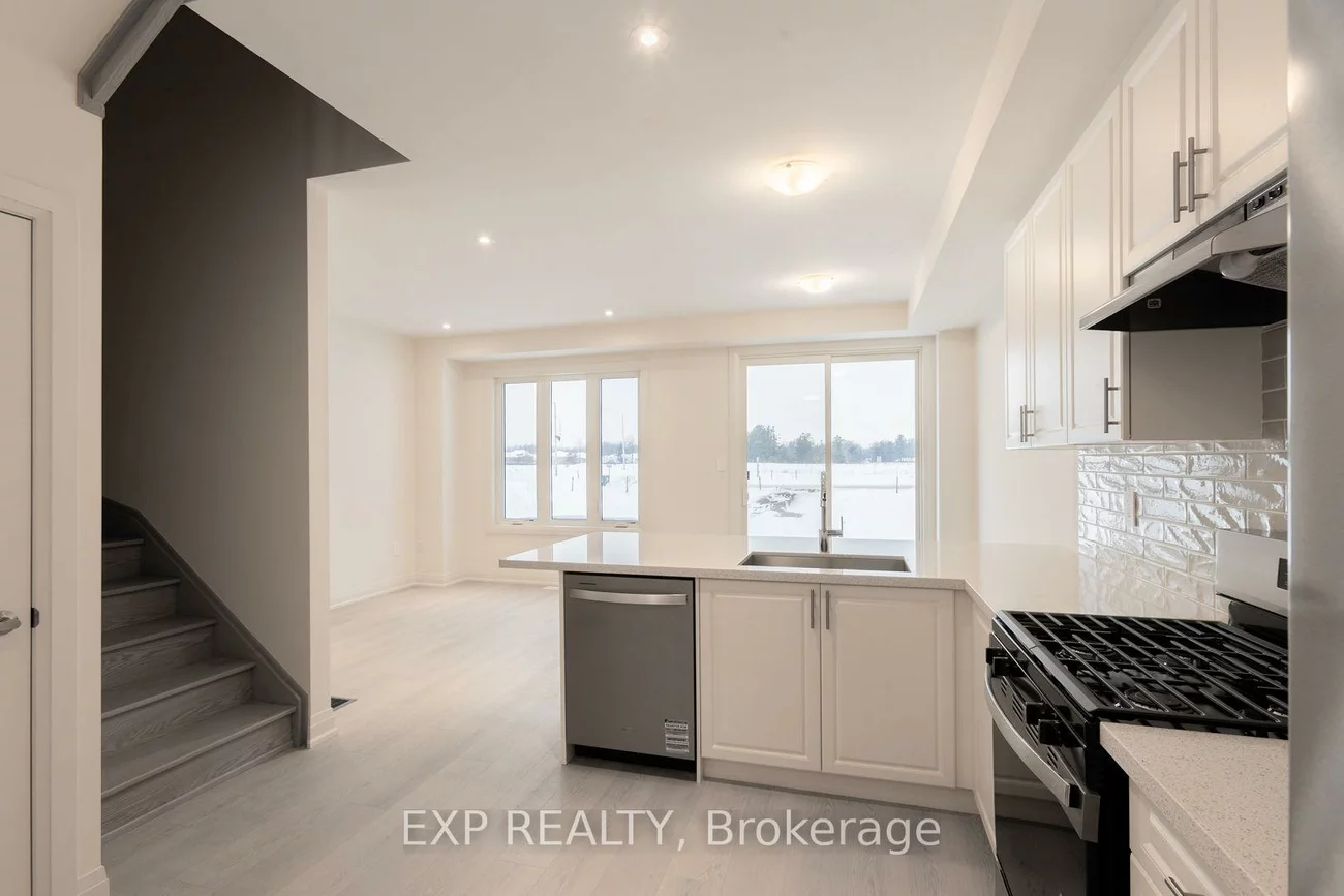 26, Stockholm, Rural Barrie Southeast, Barrie