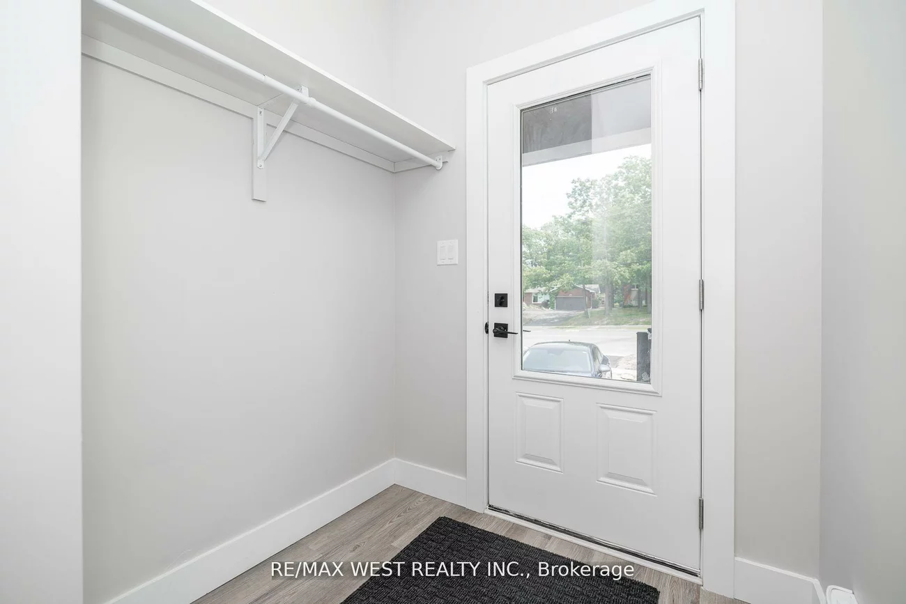 172, CUNDLES, Sunnidale, Barrie