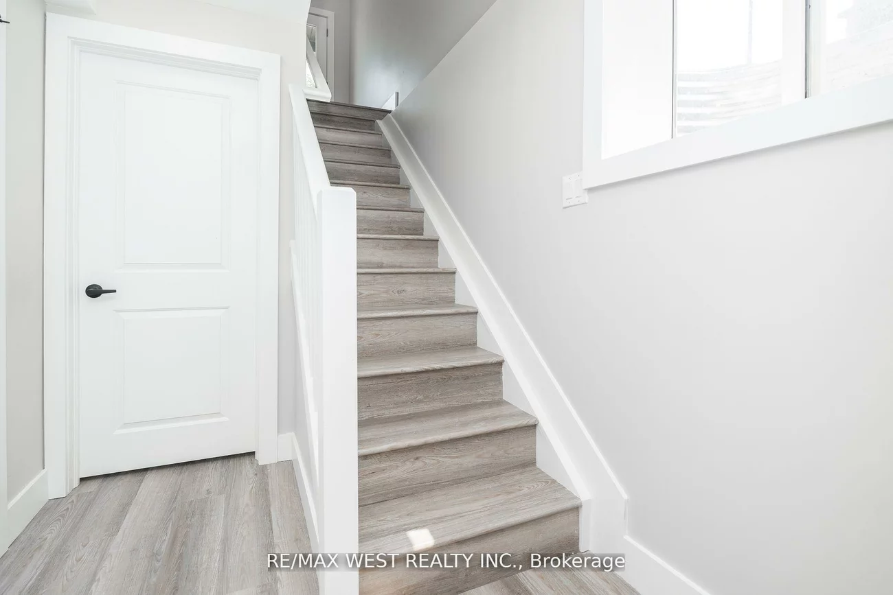 172, CUNDLES, Sunnidale, Barrie