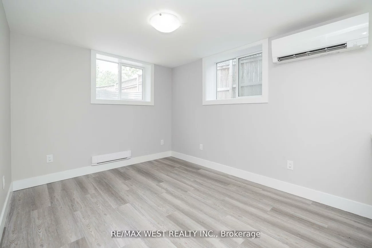 172, CUNDLES, Sunnidale, Barrie