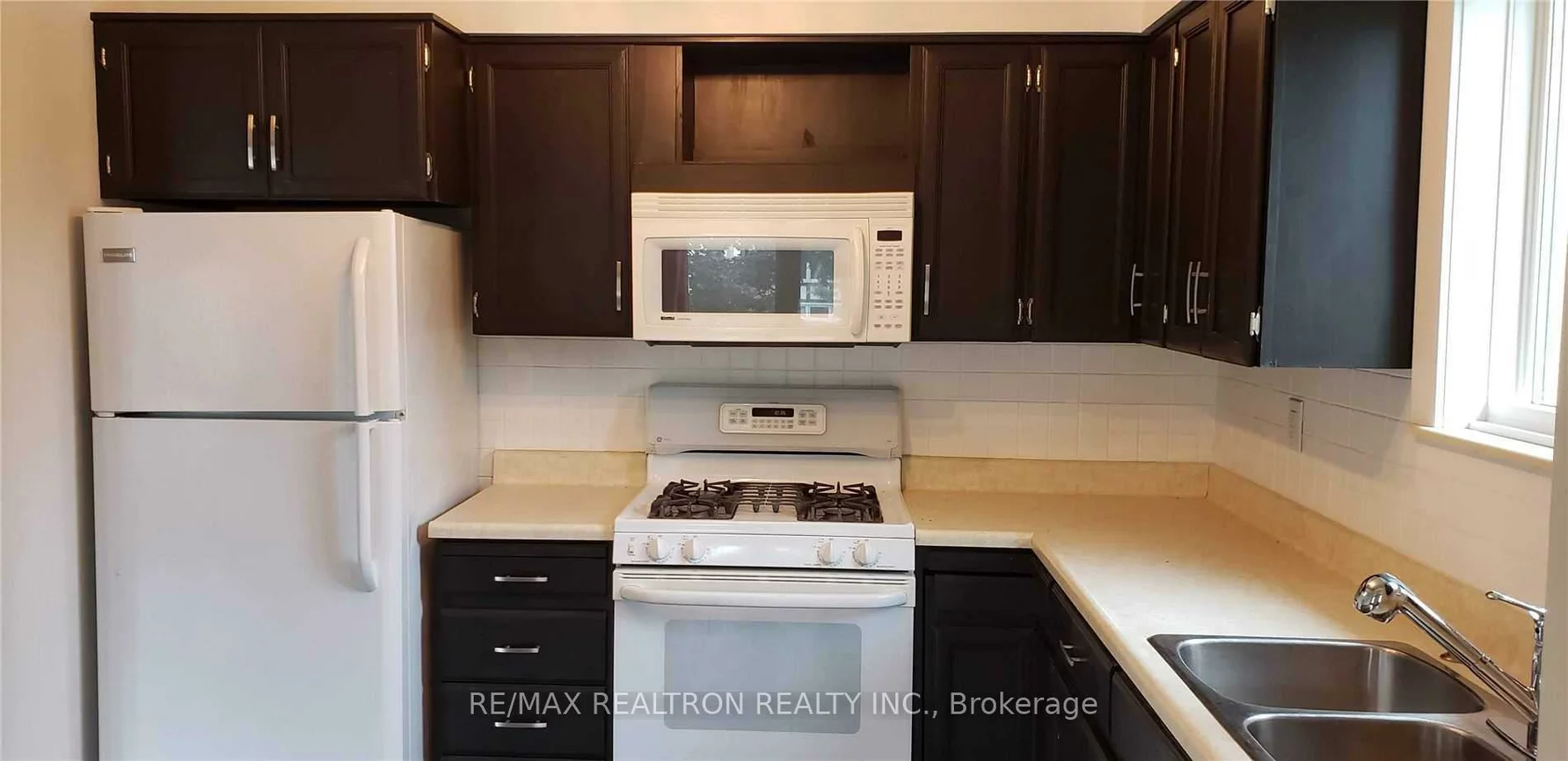 13, Springdale, Cundles East, Barrie