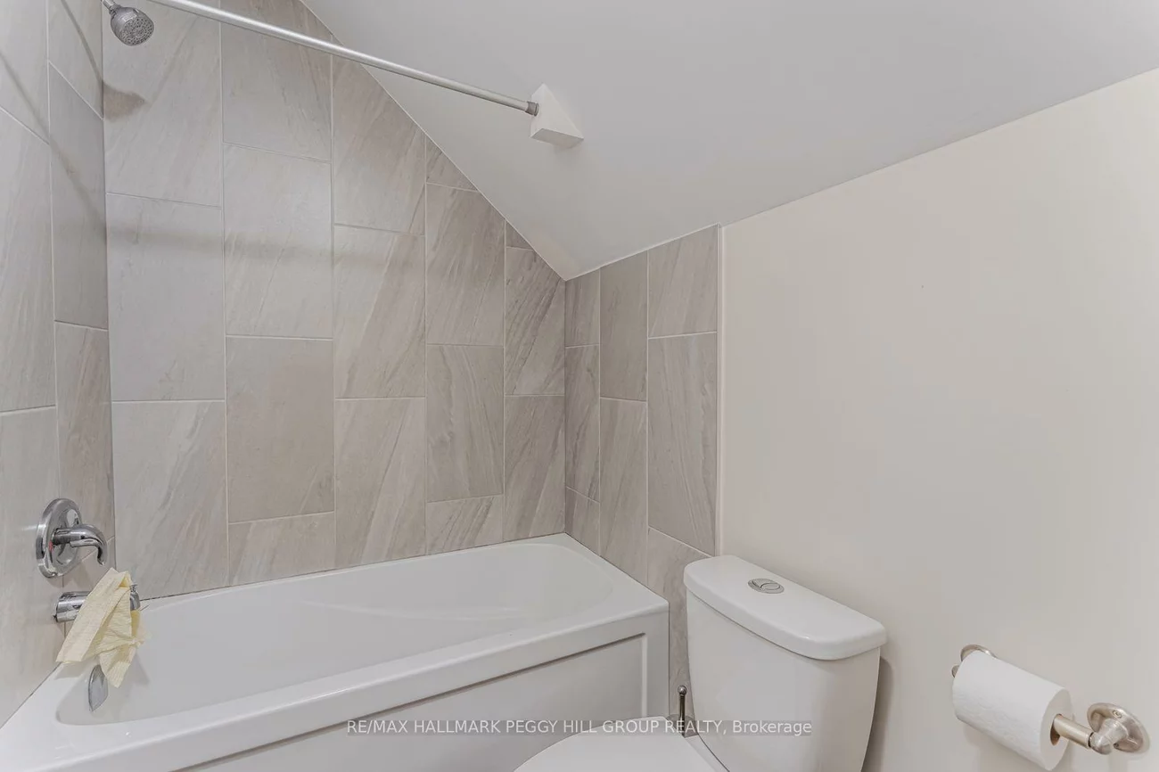 42, Toronto, City Centre, Barrie