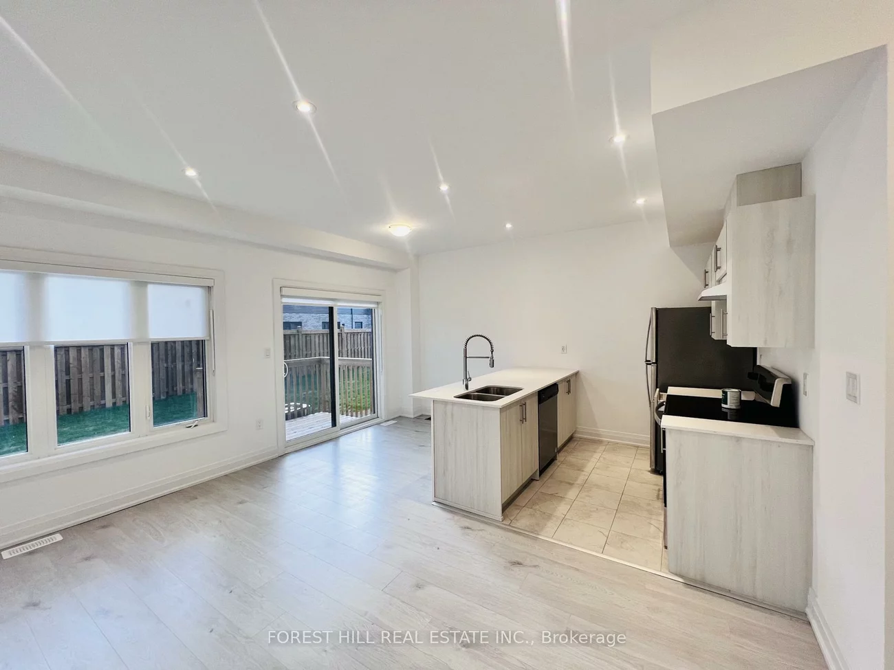 149, Gateland, Painswick South, Barrie