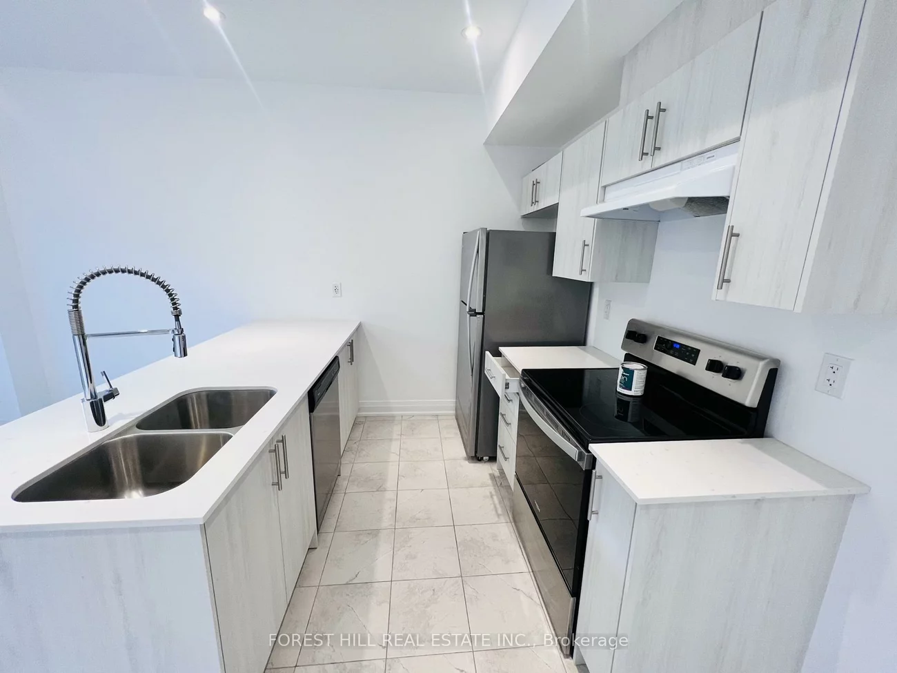 149, Gateland, Painswick South, Barrie