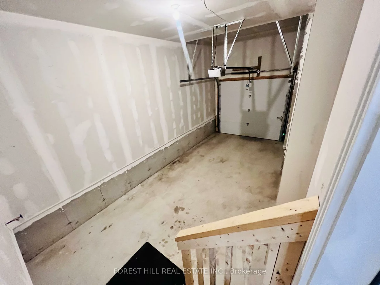 149, Gateland, Painswick South, Barrie