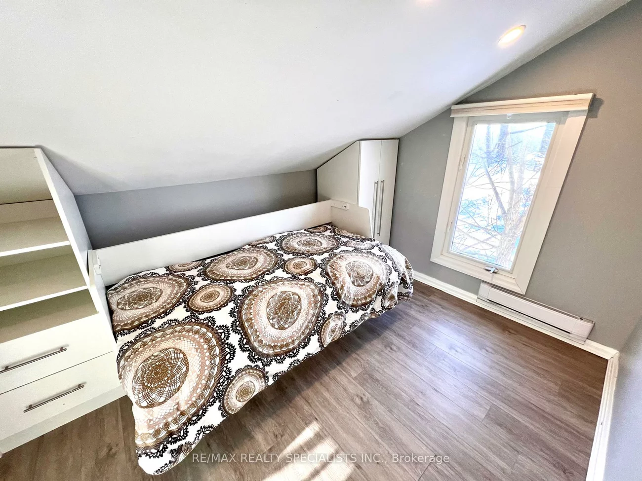 32, Penetang, Codrington, Barrie