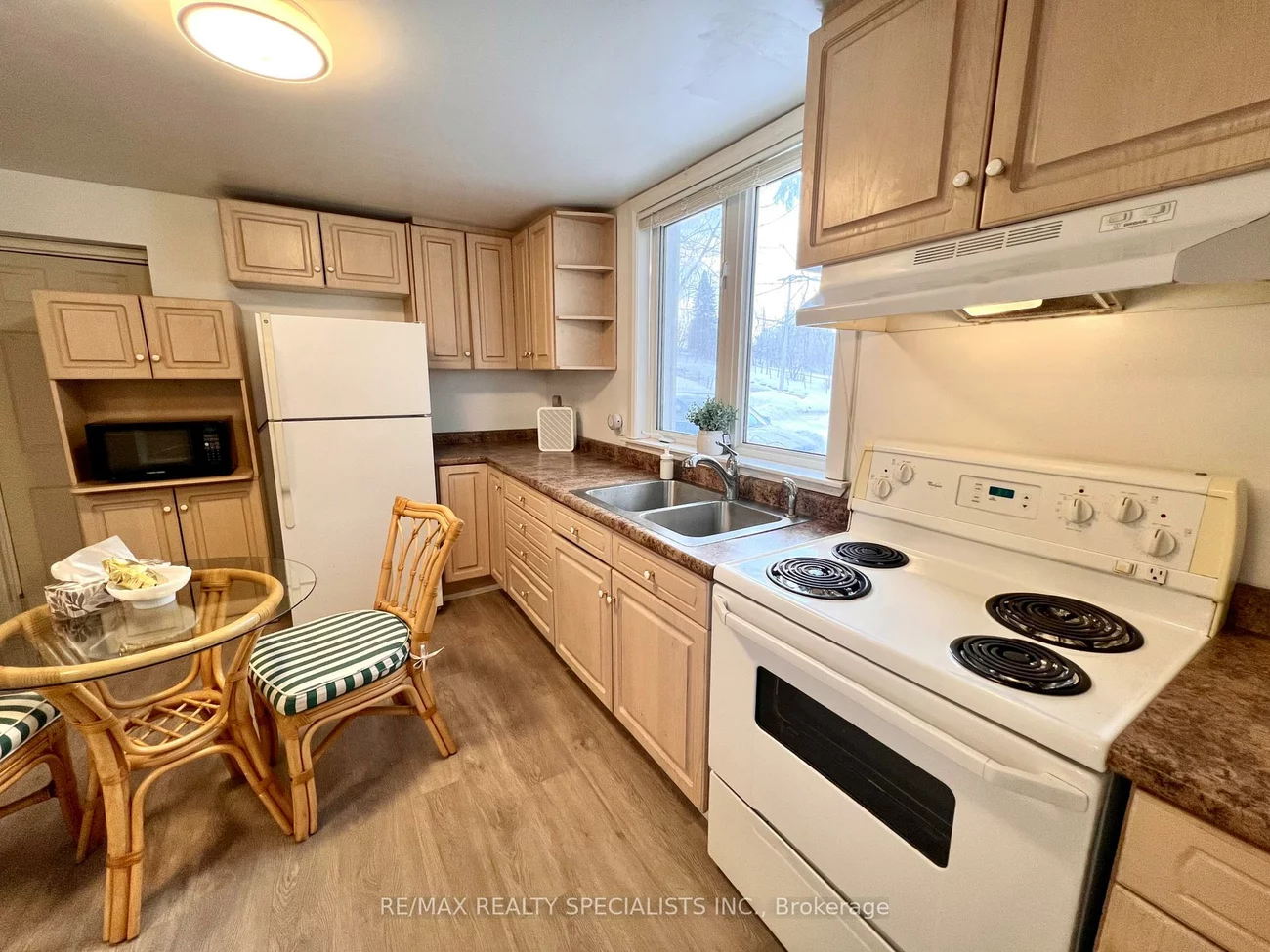 32, Penetang, Codrington, Barrie