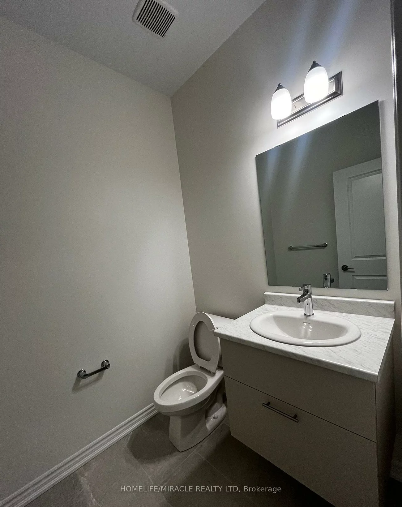 24, Phoenix, Rural Barrie Southeast, Barrie