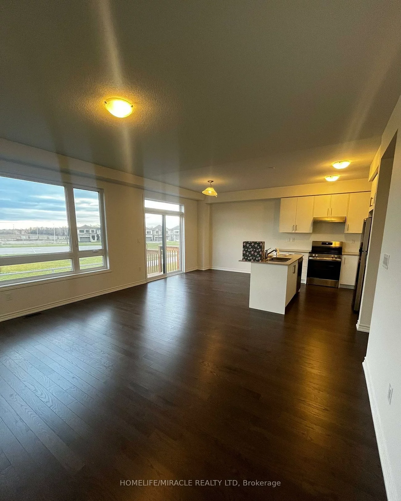 24, Phoenix, Rural Barrie Southeast, Barrie