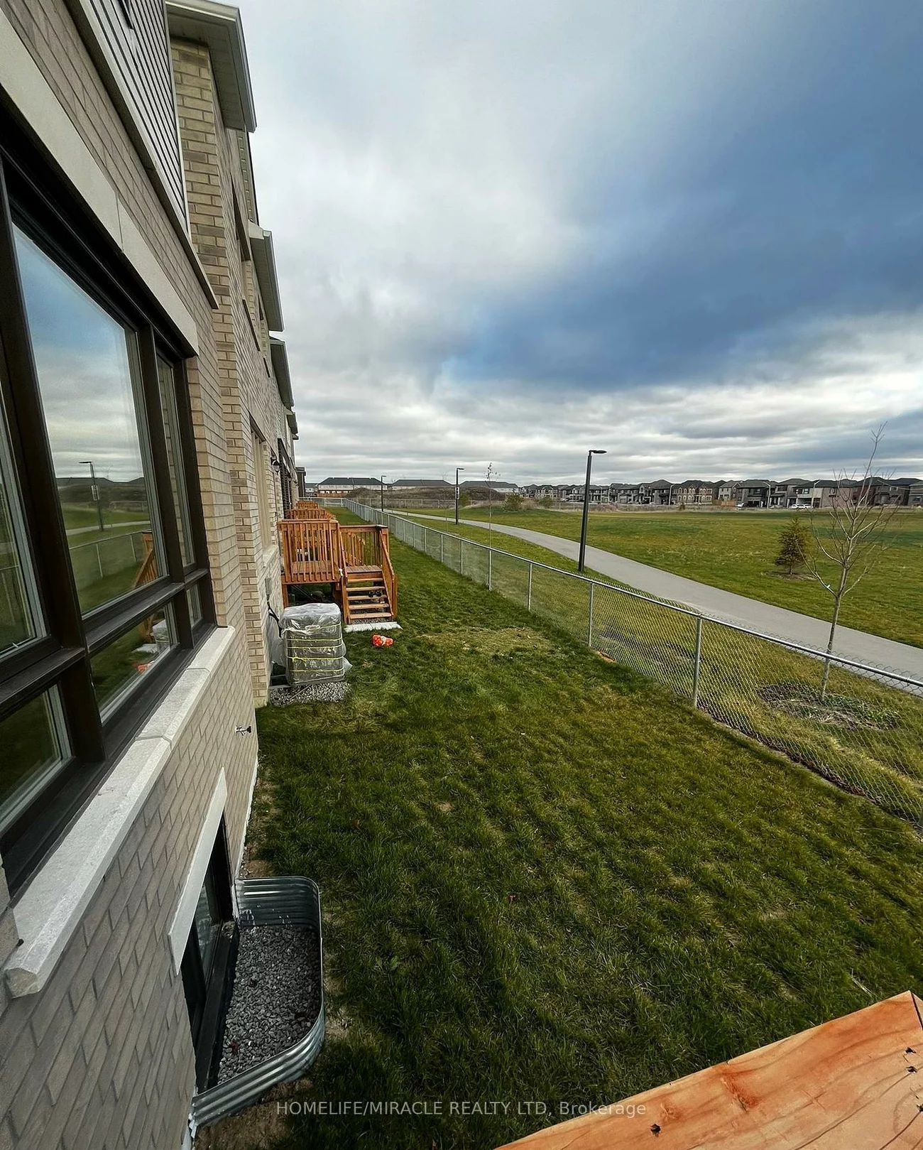 24, Phoenix, Rural Barrie Southeast, Barrie