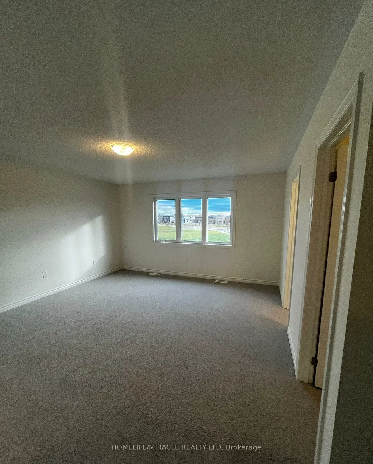 24, Phoenix, Rural Barrie Southeast, Barrie