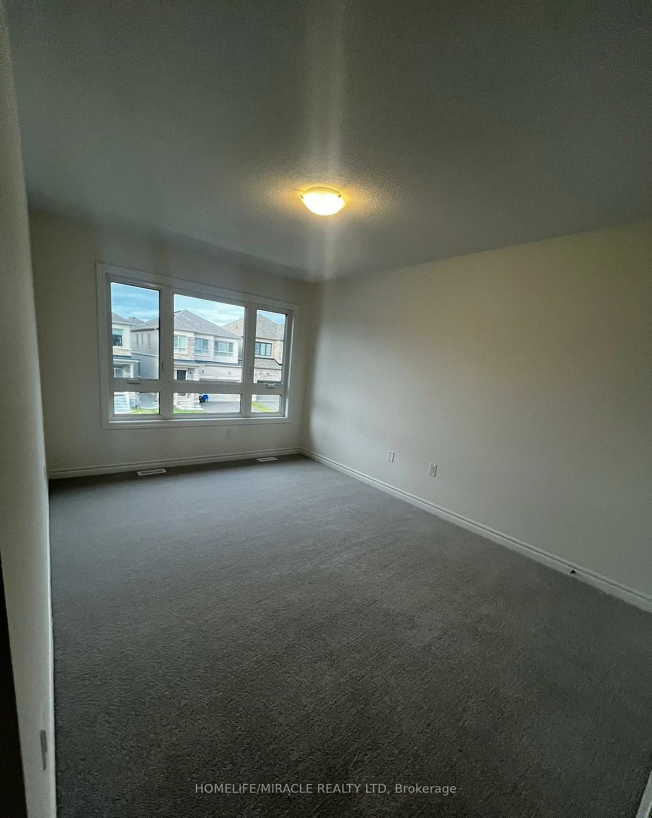 24, Phoenix, Rural Barrie Southeast, Barrie