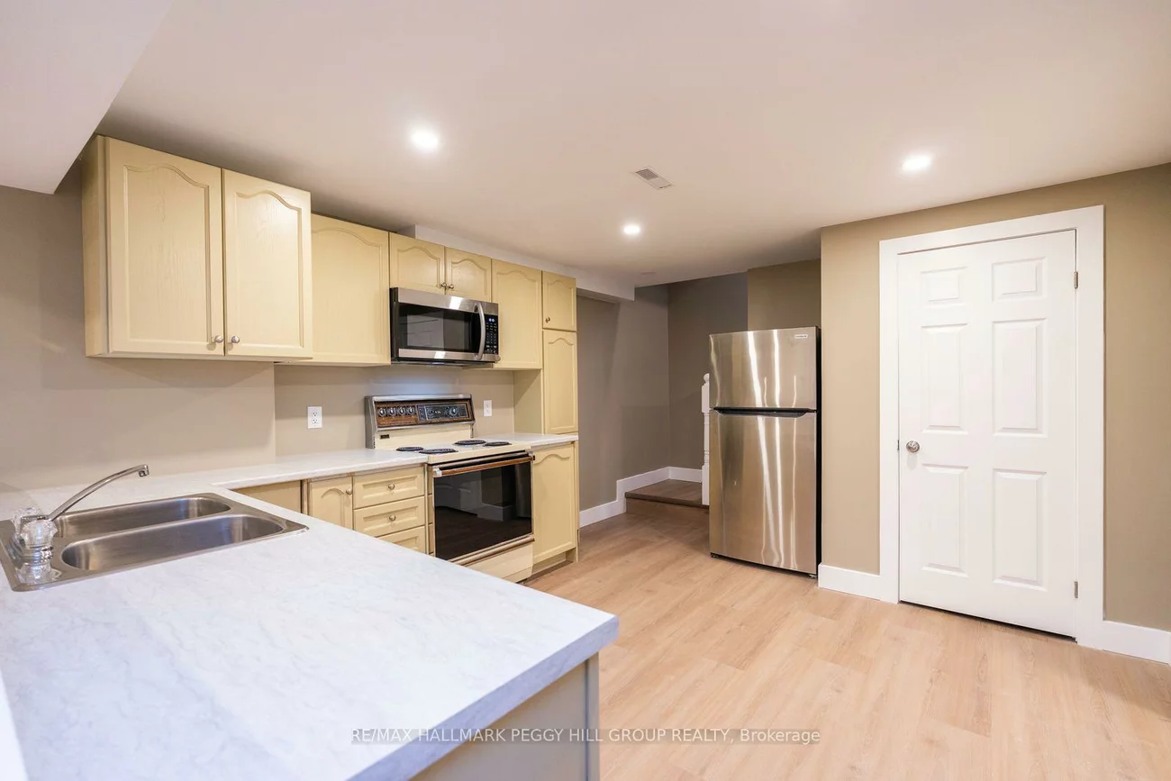 16, Autumn, Allandale Heights, Barrie