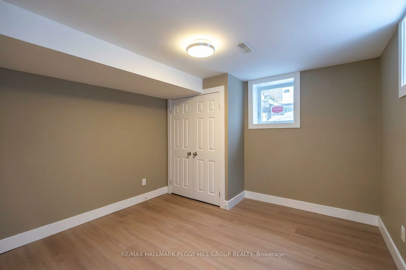 16, Autumn, Allandale Heights, Barrie