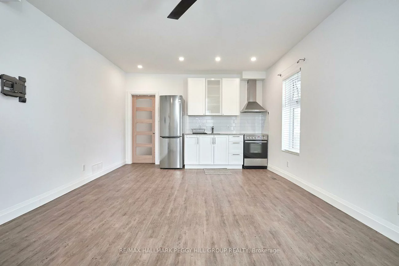 77, Victoria, Sanford, Barrie