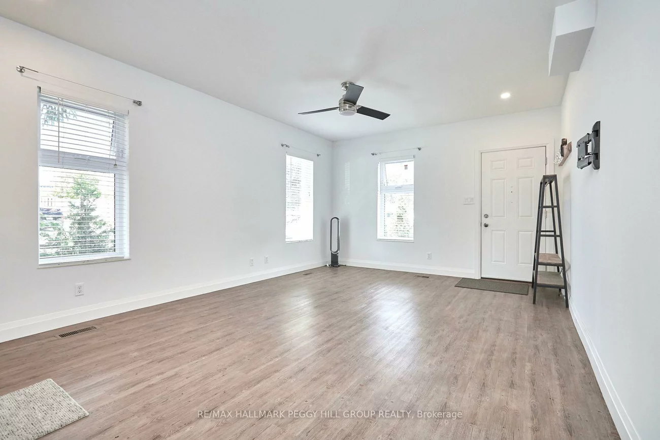 77, Victoria, Sanford, Barrie