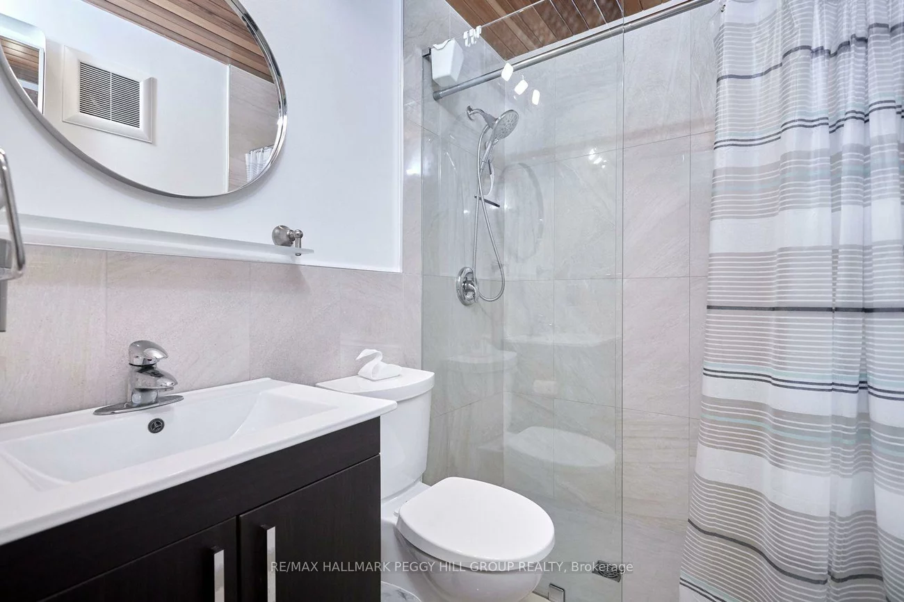 77, Victoria, Sanford, Barrie