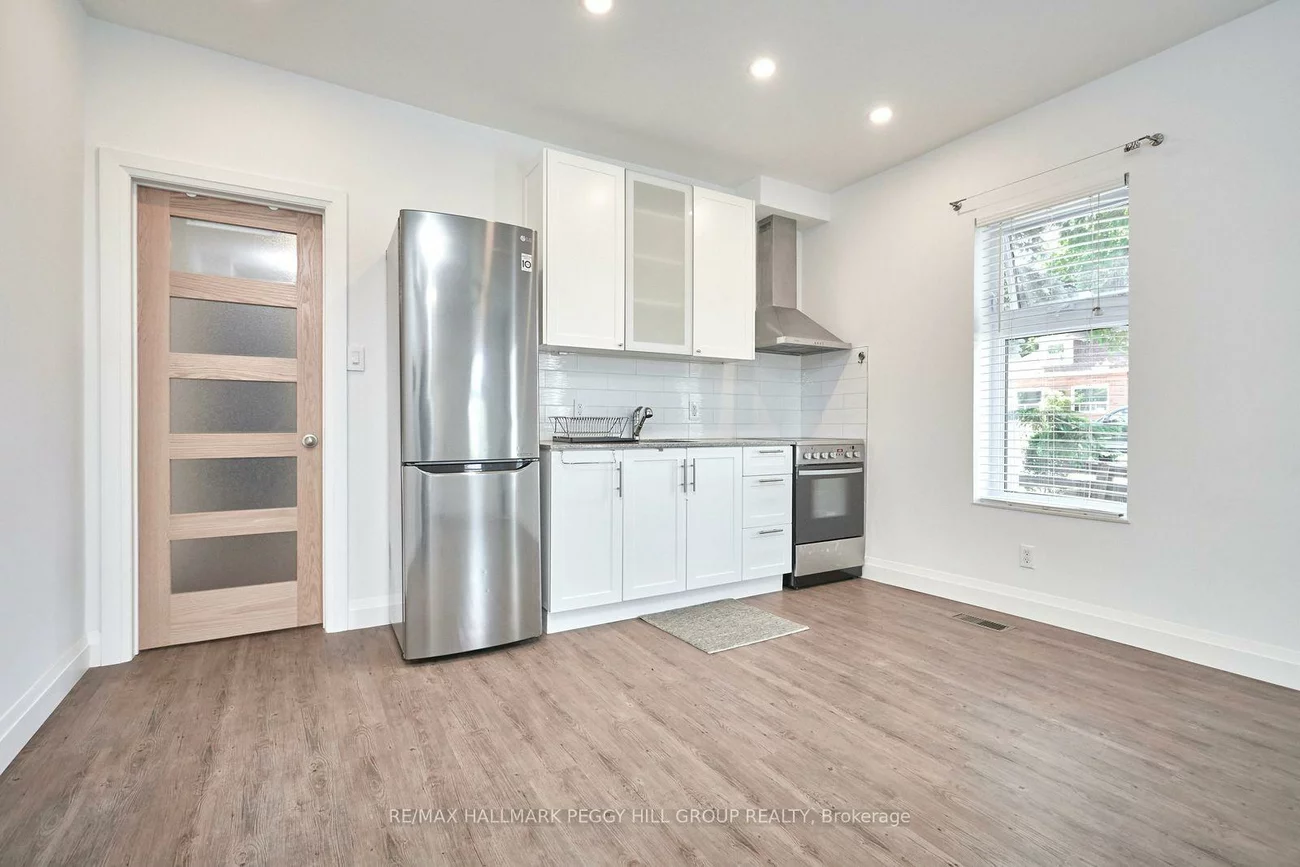 77, Victoria, Sanford, Barrie