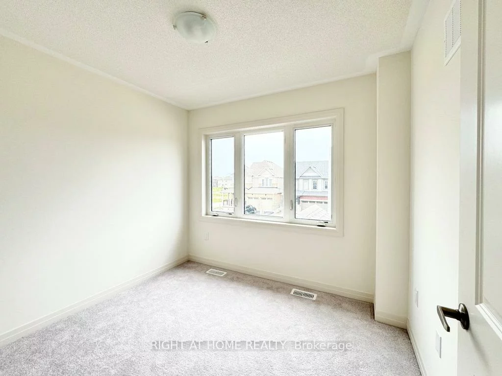 107, Sagewood, Painswick South, Barrie