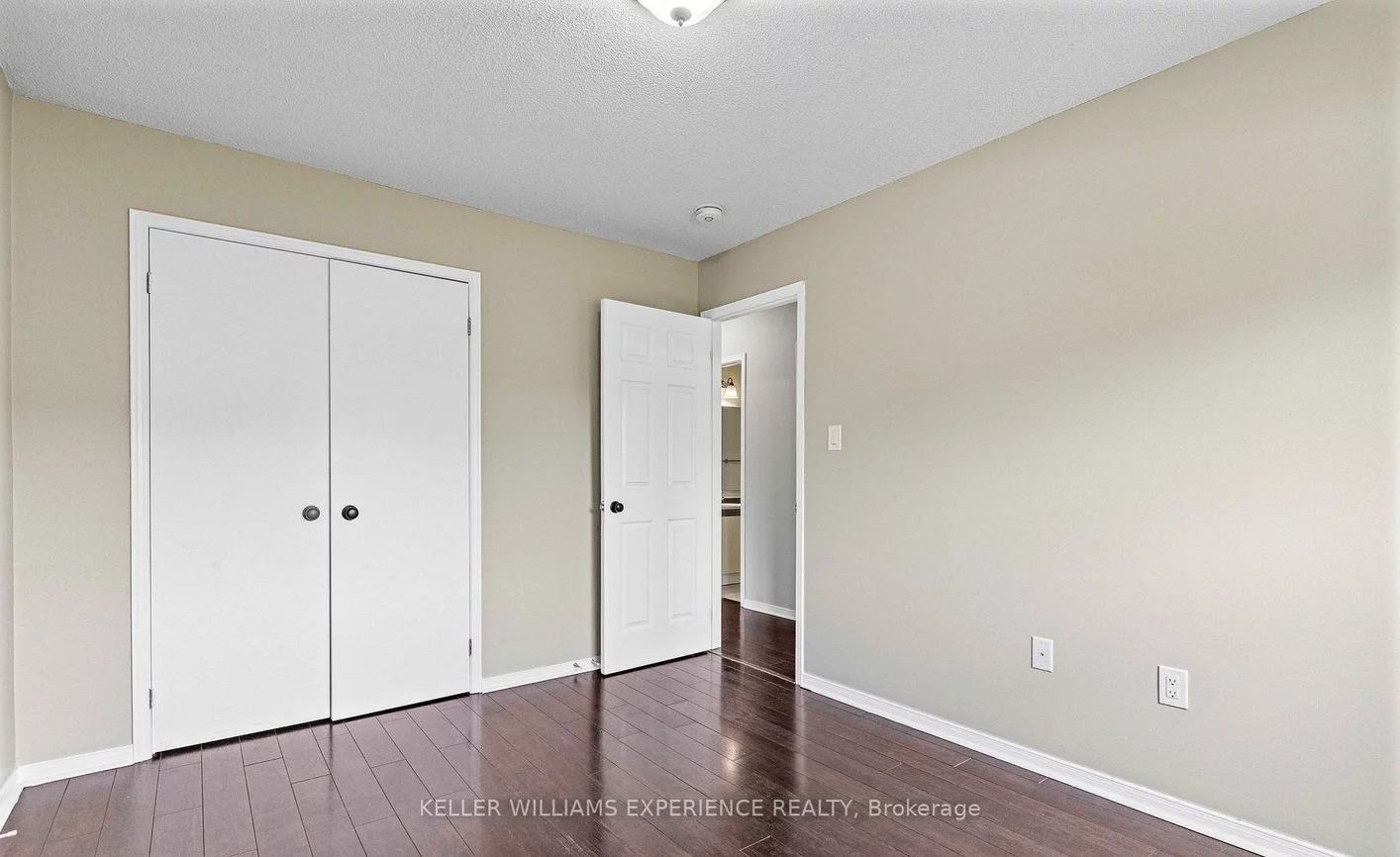 16, Herrell, Painswick North, Barrie