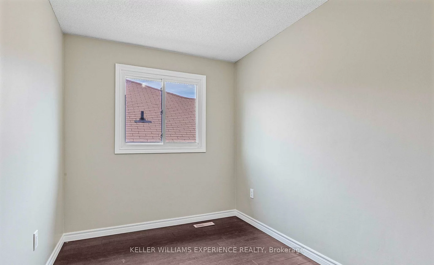 16, Herrell, Painswick North, Barrie