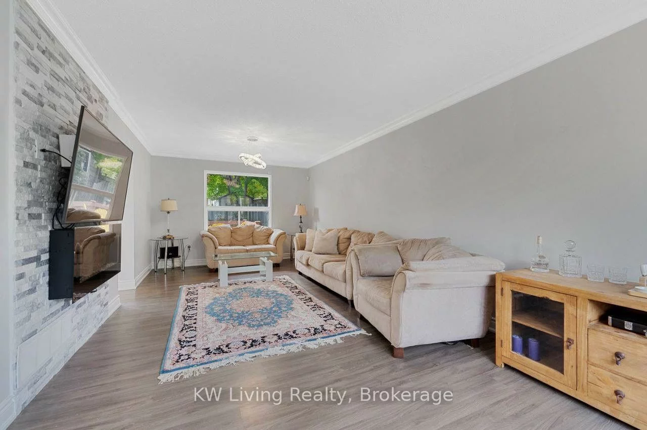 6, Balliston, West Bayfield, Barrie