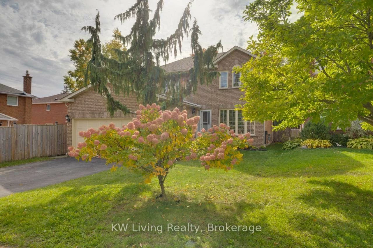 6, Balliston, West Bayfield, Barrie