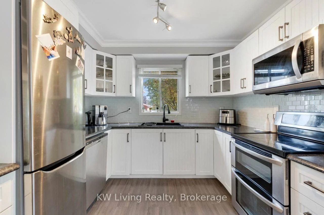 6, Balliston, West Bayfield, Barrie