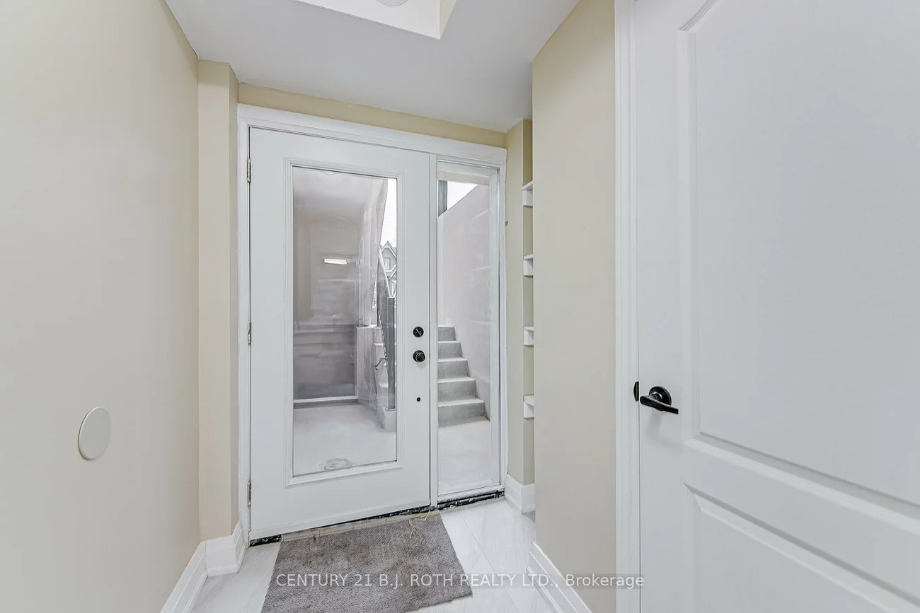 98, Peel, Wellington, Barrie