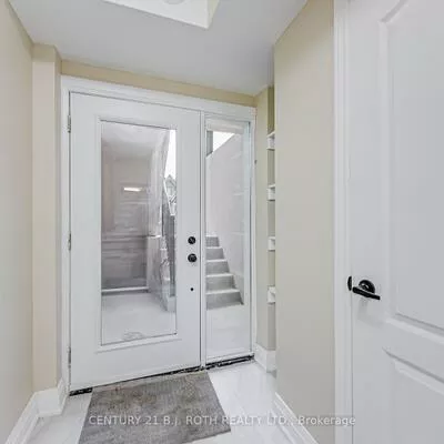 98, Peel, Wellington, Barrie