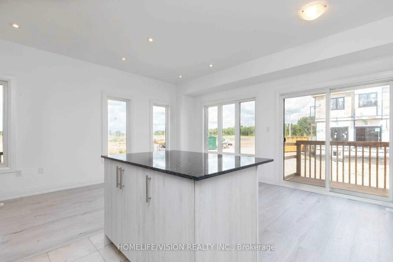 22, Haven, Painswick South, Barrie