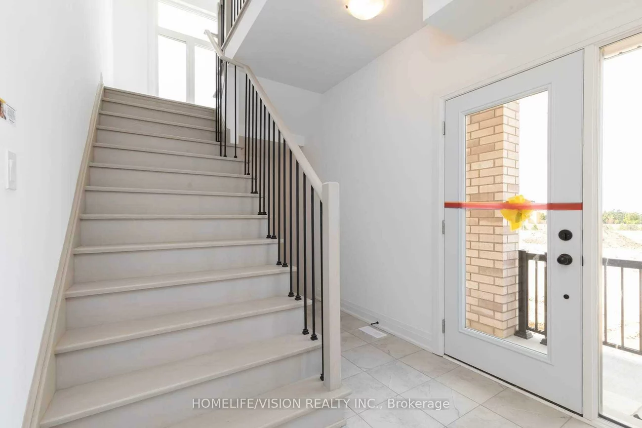 22, Haven, Painswick South, Barrie