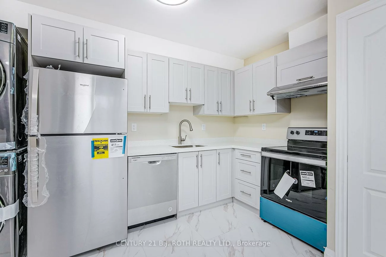 82, Peel, Wellington, Barrie