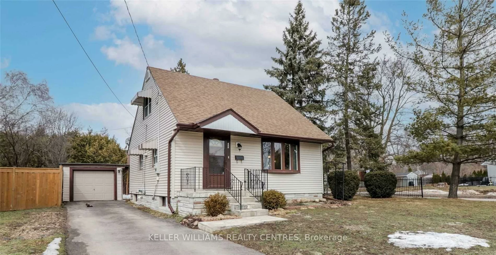 104, Gunn, Wellington, Barrie