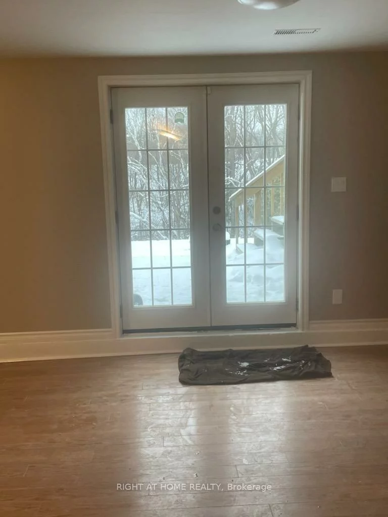 46, Lougheed, Holly, Barrie