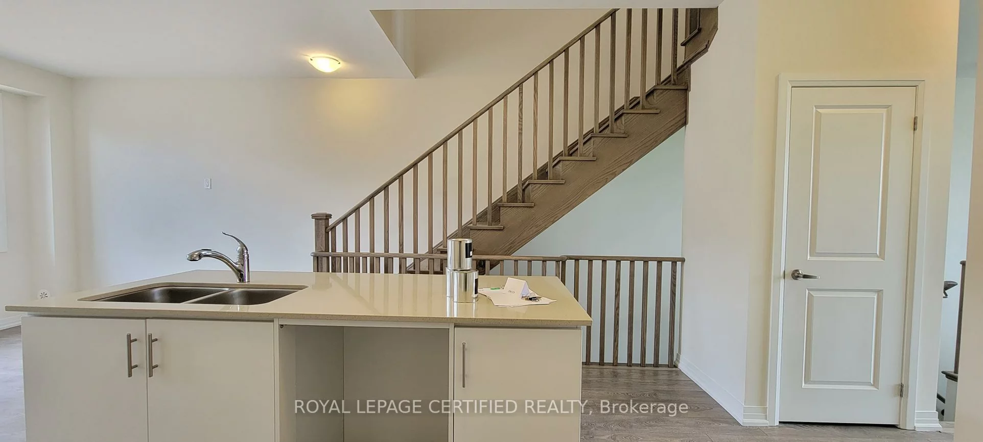 31, Cherryhill, Painswick South, Barrie