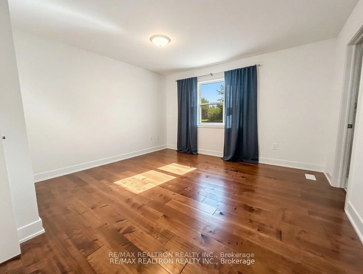 44, Westwood, Painswick South, Barrie