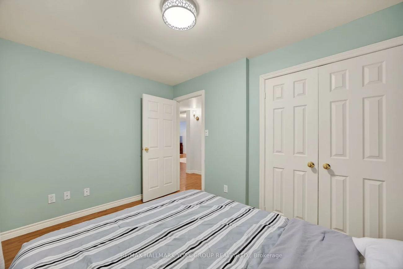 25, Forest Dale, Little Lake, Barrie