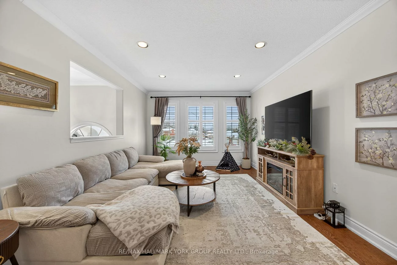 25, Forest Dale, Little Lake, Barrie