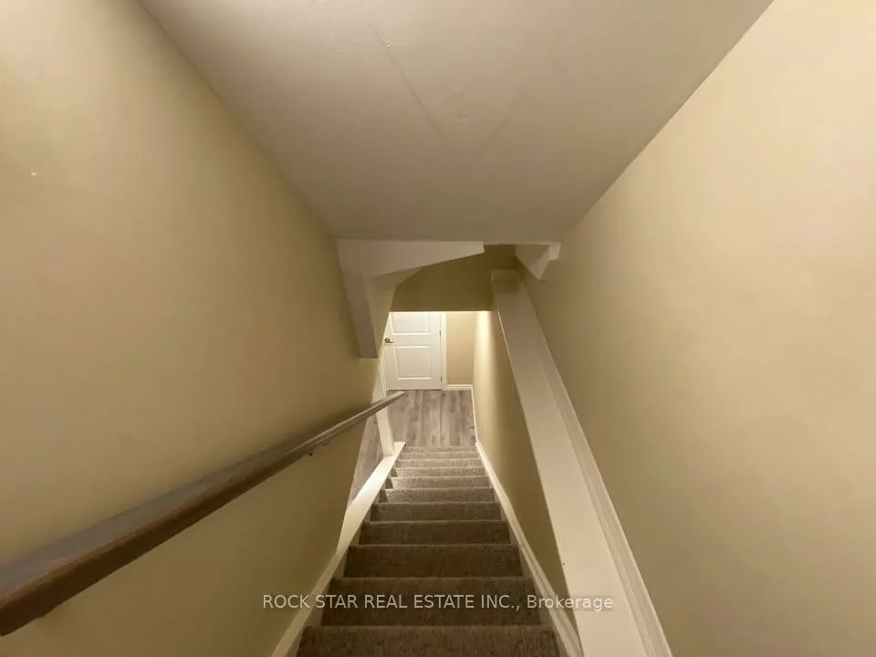 62, Corbett, Grove East, Barrie